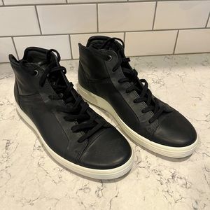 NWOT Men’s Ecco Soft 7 City High Top (Black Leather) (9.5)